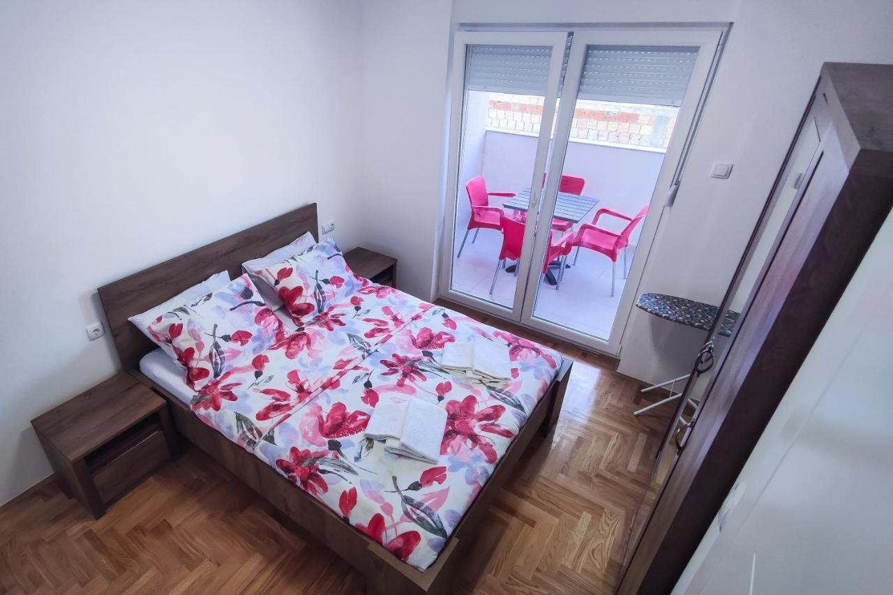 Apartman Vukovic 트레빈예 외부 사진