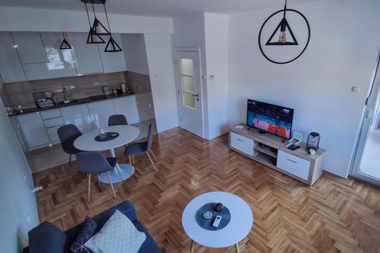 Apartman Vukovic 트레빈예 외부 사진