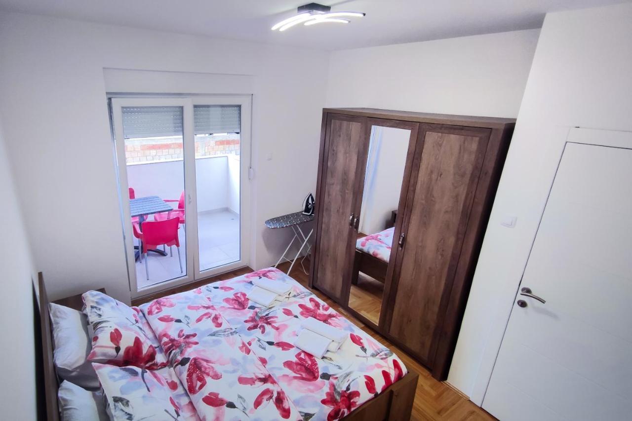 Apartman Vukovic 트레빈예 외부 사진